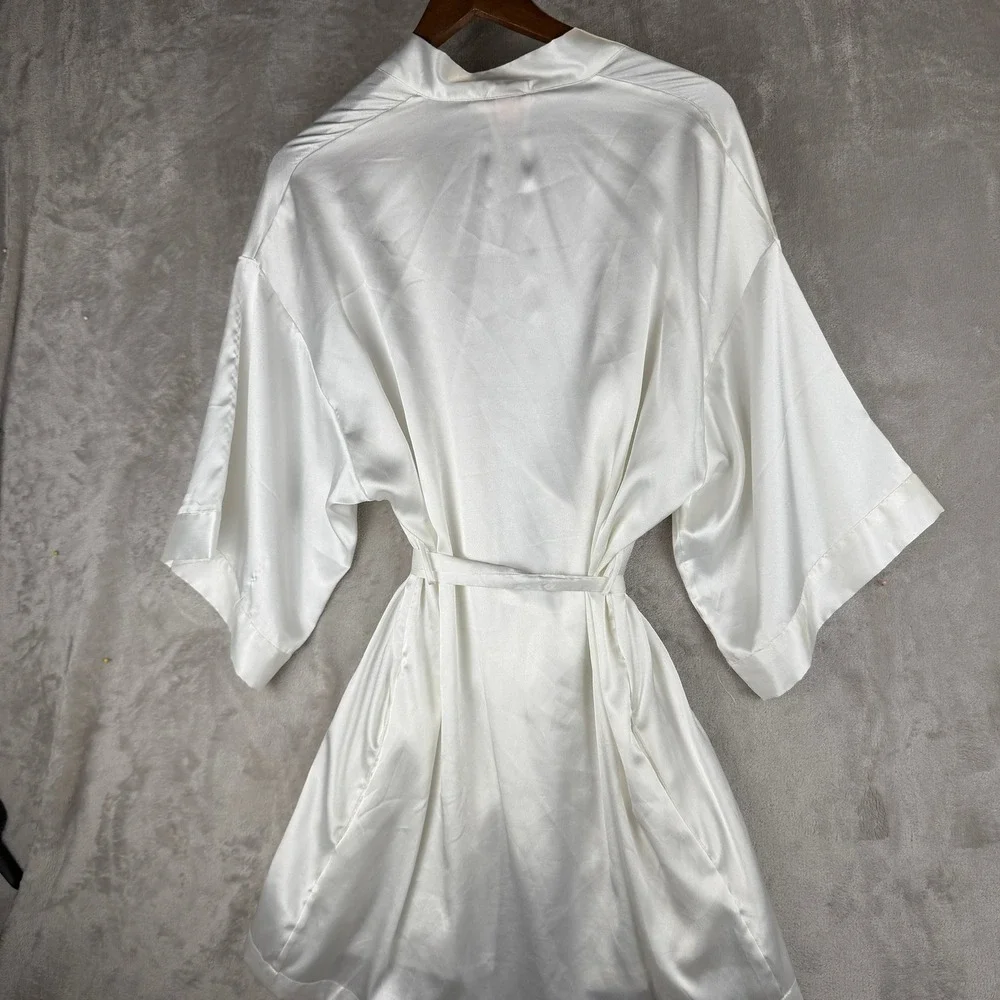 Bridal honeymoon Victorias Secret White Satin Kimono Robe Short Belted lingere